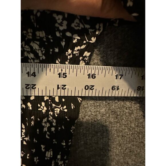 Forever 21 Black Daisy Smocked Long Sleeve Square-Neck Mini Dress – Size M - Picture 5 of 9